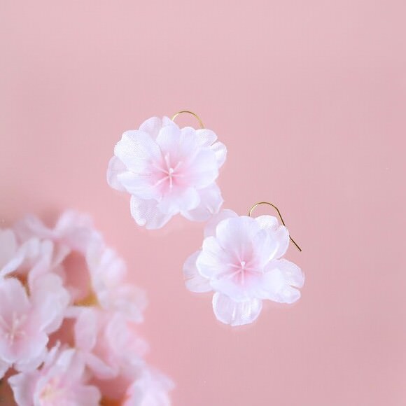 Clover4u【さくら、咲く】 桜満開のピアス